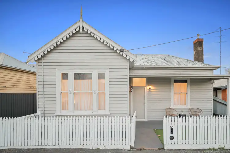 104 Barkly Street, Bakery Hill VIC 3350