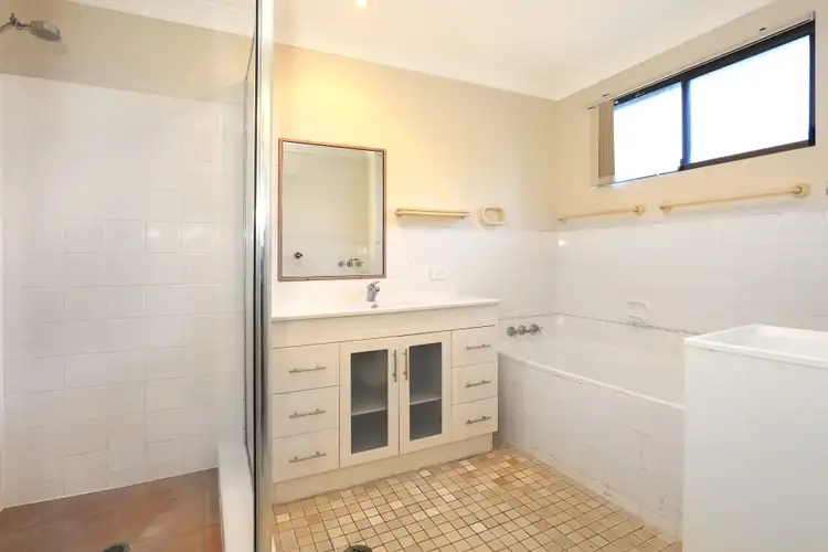 Seventh view of Homely unit listing, 11/23 Heath Street, Southport QLD 4215