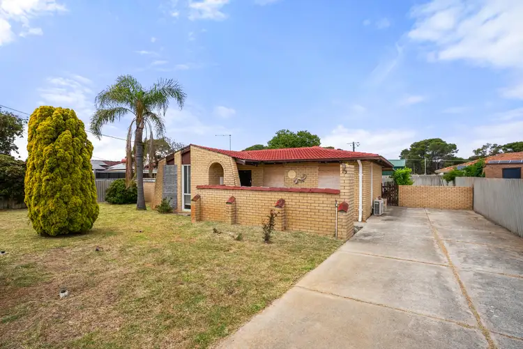 29 Quamby Place, Rockingham WA 6168