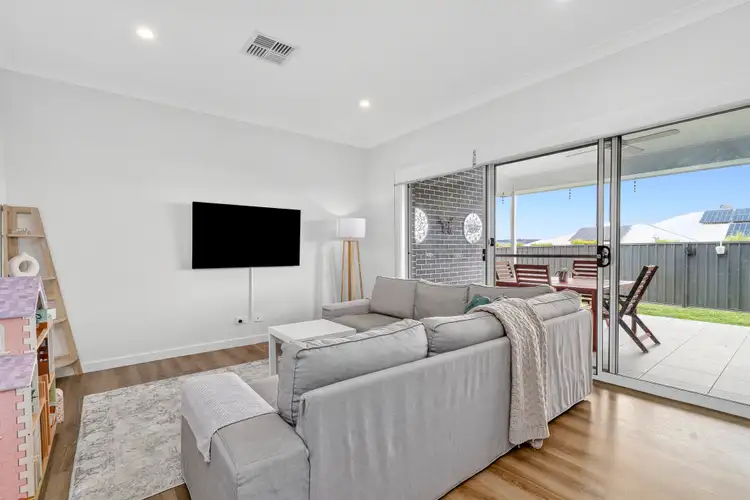 Fifth view of Homely house listing, 10 Hogg Place, Goulburn NSW 2580