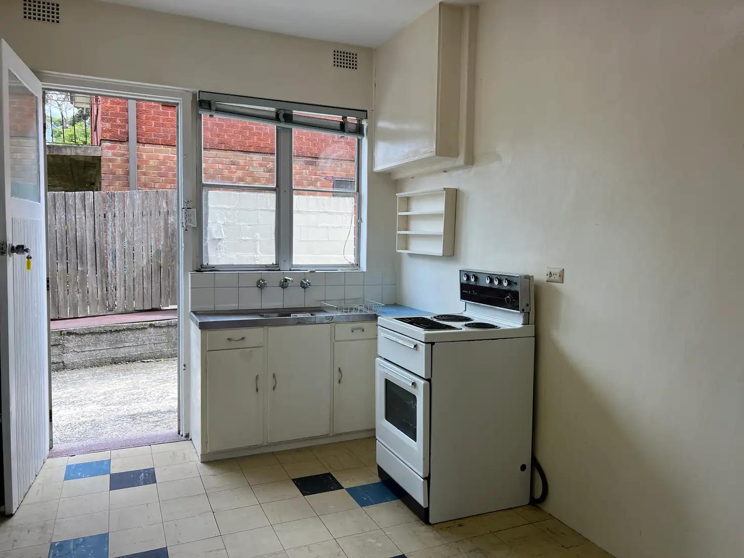 Main view of Homely unit listing, 6/22 Shellharbour Road, Port Kembla NSW 2505