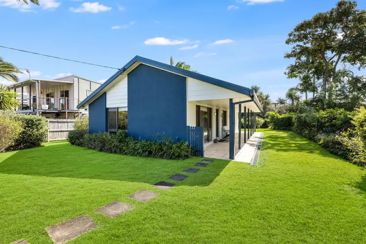 94 Goonawarra Drive, Mooloolaba QLD 4557