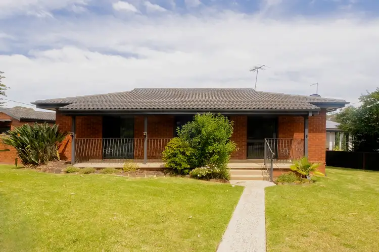 2 BRENNAN PLACE, Blackett NSW 2770