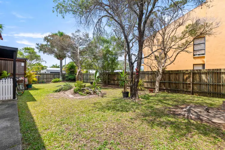 Fifth view of Homely unit listing, 2/8 Oceanic Drive, Mermaid Waters QLD 4218