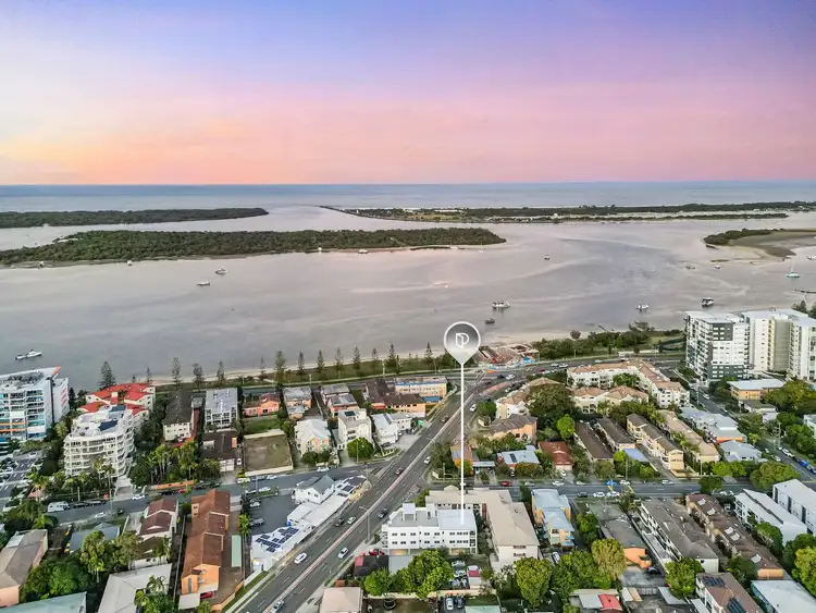 2/16 Brisbane Road, Labrador QLD 4215