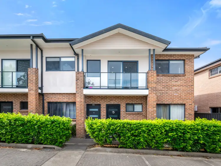 14/26 Third Avenue, Macquarie Fields NSW 2564