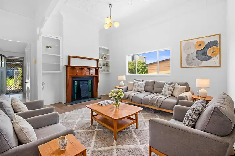 9 Walton Street, Dutton Park QLD 4102