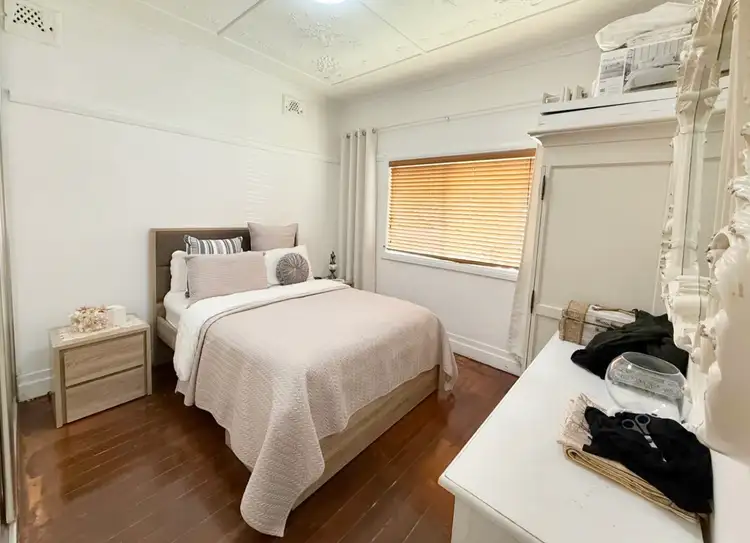 50 Robinson Street N, Wiley Park NSW 2195