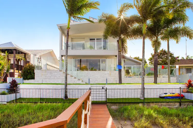 167 Campbell Street, Sorrento QLD 4217