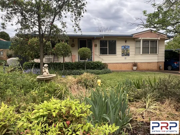 73 High Street, Parkes NSW 2870