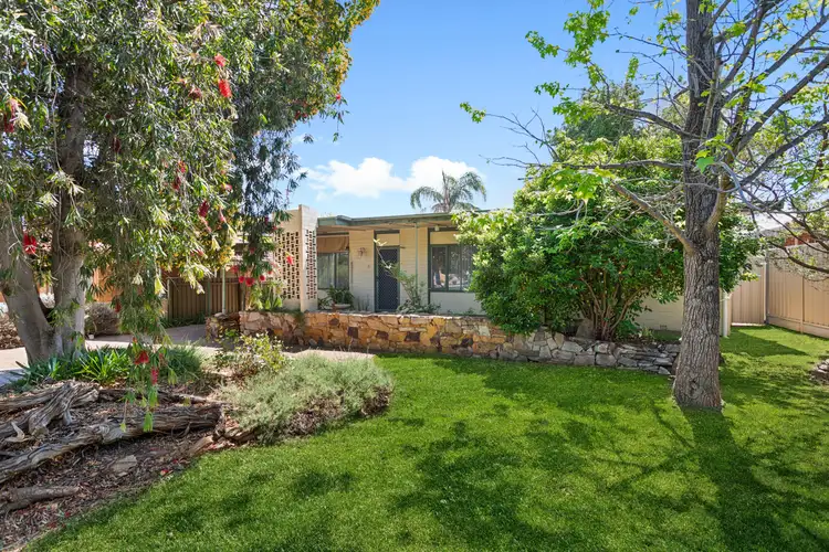 8 Martindale Street, Para Hills SA 5096