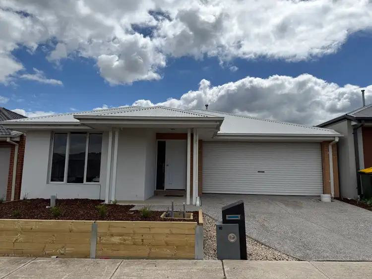 18 Woodman Circuit, Wollert VIC 3750