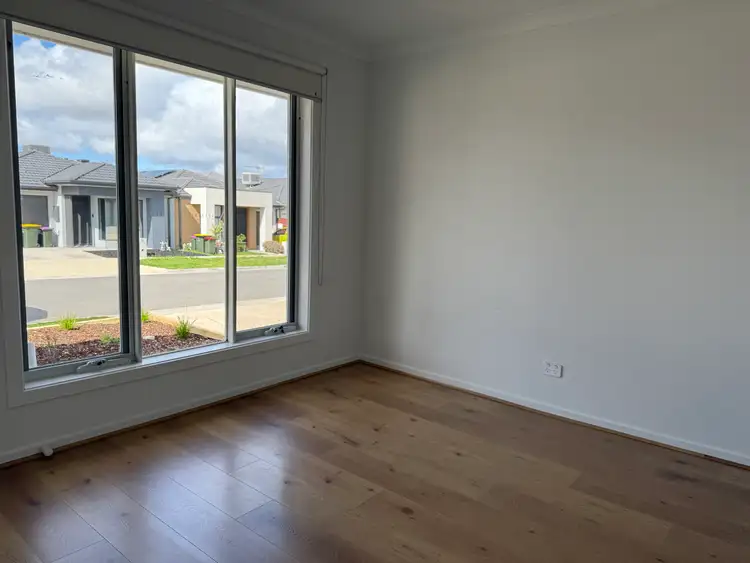 Second view of Homely house listing, 18 Woodman Circuit, Wollert VIC 3750