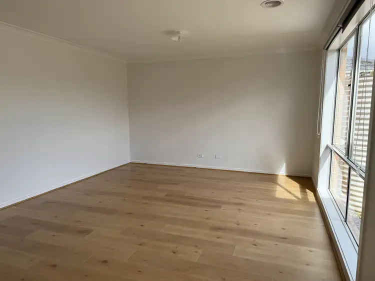 Fifth view of Homely house listing, 18 Woodman Circuit, Wollert VIC 3750