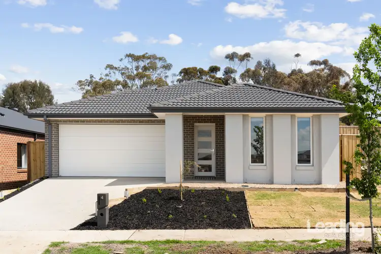 4 Pedro Road, Sunbury VIC 3429