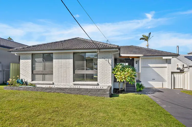 190 North Kiama Drive