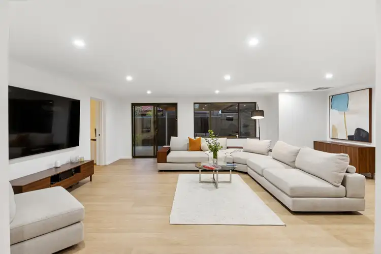 Fifth view of Homely house listing, 7 Alder Way, Duncraig WA 6023