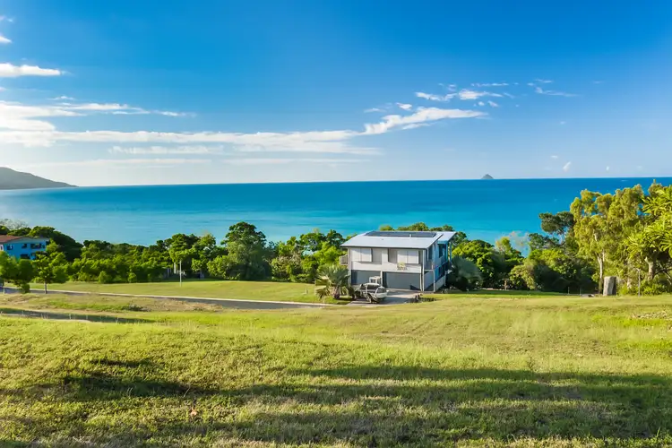 19 Gloucester Avenue, Hideaway Bay QLD 4800