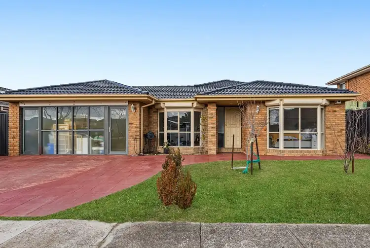 50 Mckenzie Crescent, Roxburgh Park VIC 3064