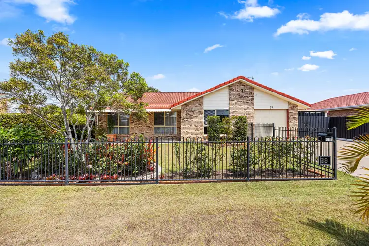 59 North Street, Point Vernon QLD 4655