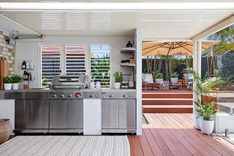 42 Sorbonne Close, Sippy Downs QLD 4556