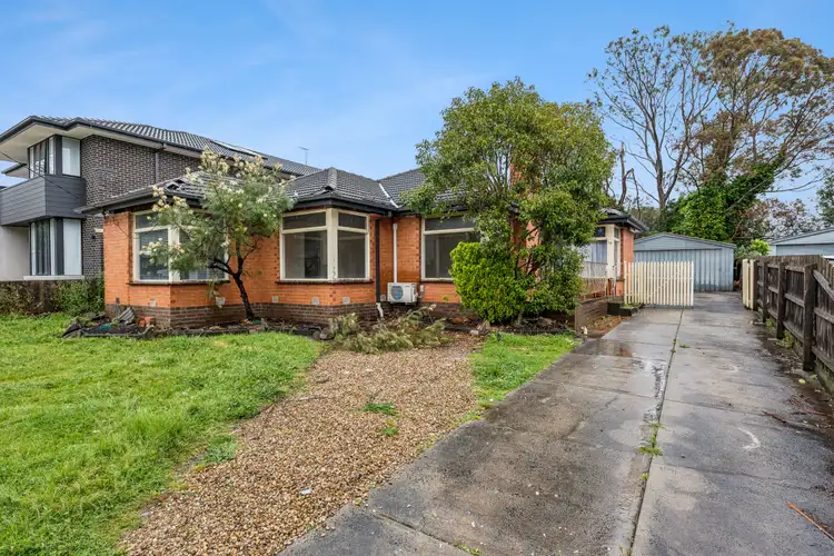 18 Helen Road, Ferntree Gully VIC 3156