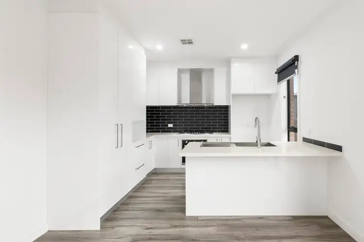 Fourth view of Homely house listing, 42 Rialto Circuit, Craigieburn VIC 3064