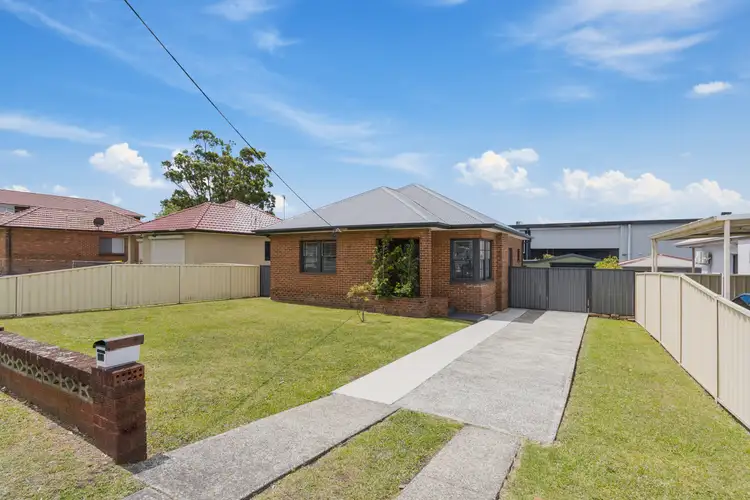 13 First Avenue South, Warrawong NSW 2502