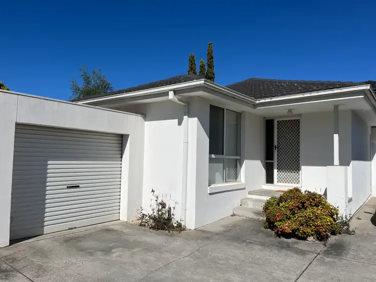 2/1 Coane Street, Oakleigh East VIC 3166