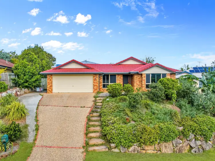 8 Meilland Court, Eatons Hill QLD 4037