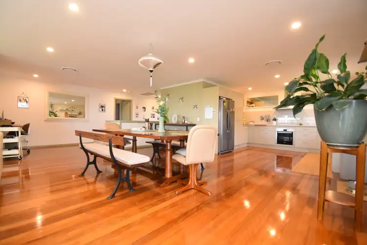 42 Coomera Gorge Drive, Tamborine Mountain QLD 4272