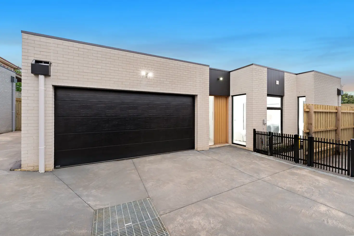 Main view of Homely townhouse listing, 3/30 Rathgar Road, Lysterfield VIC 3156