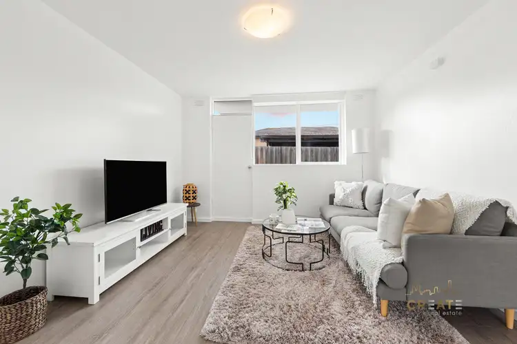 1/19 St Albans Road, St Albans VIC 3021