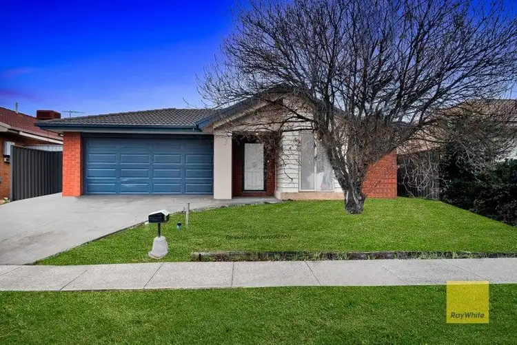 24 Carisbrook Circuit, Truganina VIC 3029