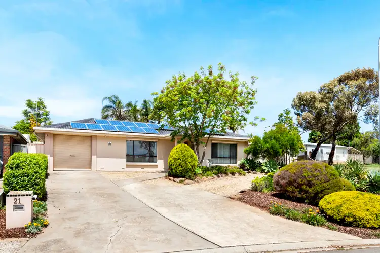 21 Karinga Avenue, Craigmore SA 5114