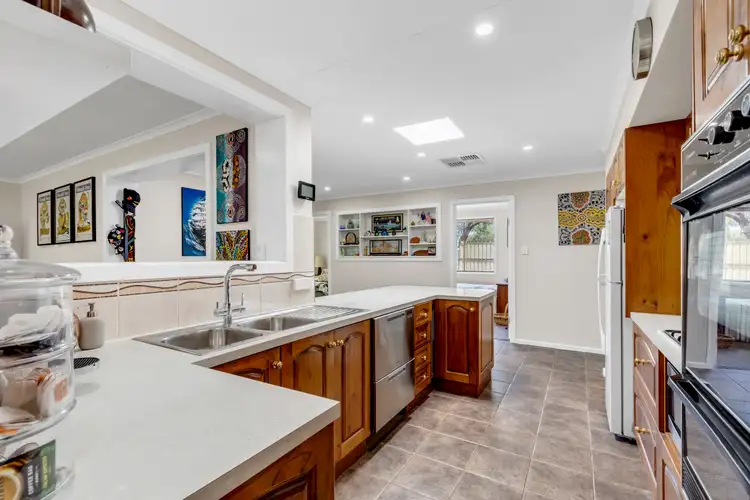 Sixth view of Homely house listing, 21 Karinga Avenue, Craigmore SA 5114