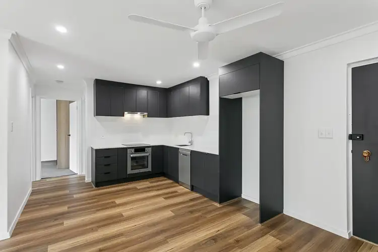 16/9 Clydesdale Street, Como WA 6152