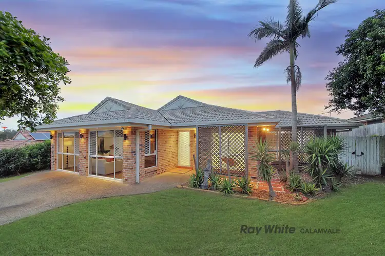 4 Vista Court, Regents Park QLD 4118