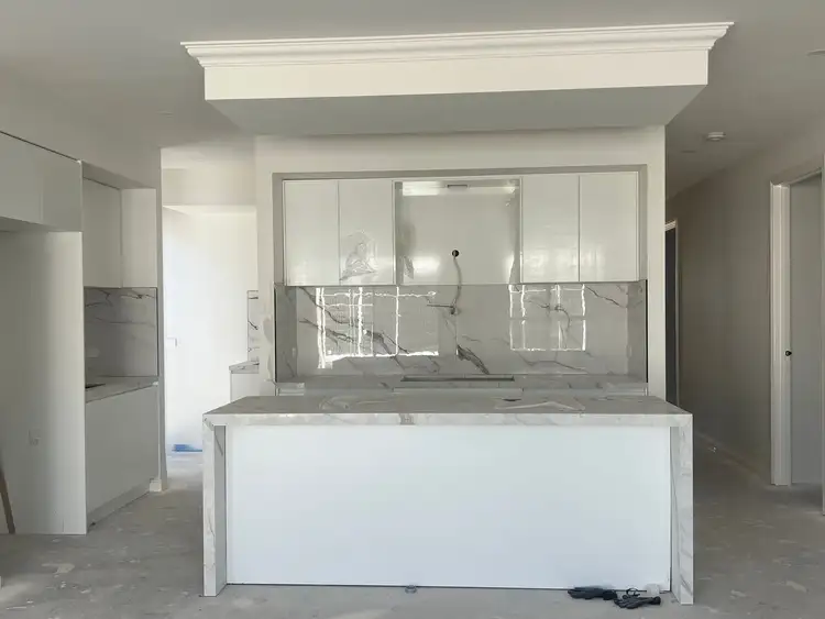 18 Glory Street, Thornhill Park VIC 3335