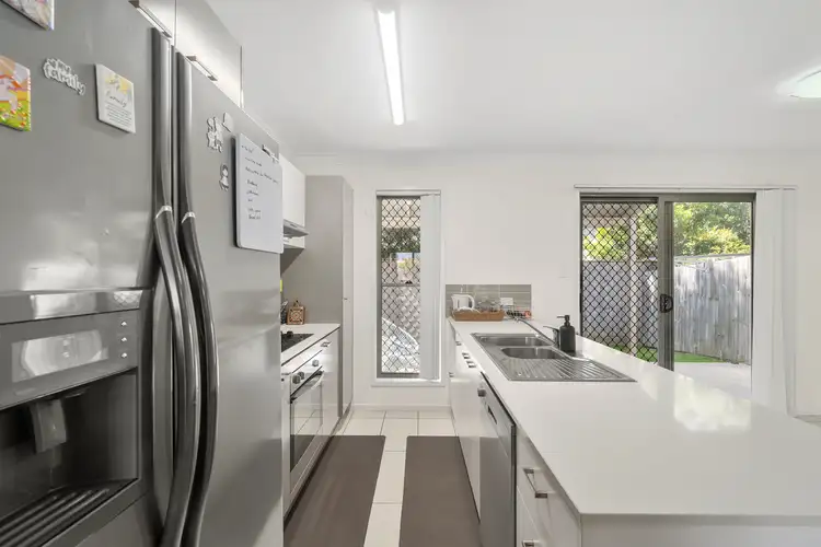 Sixth view of Homely townhouse listing, 4/52 Falso Place, Doolandella QLD 4077