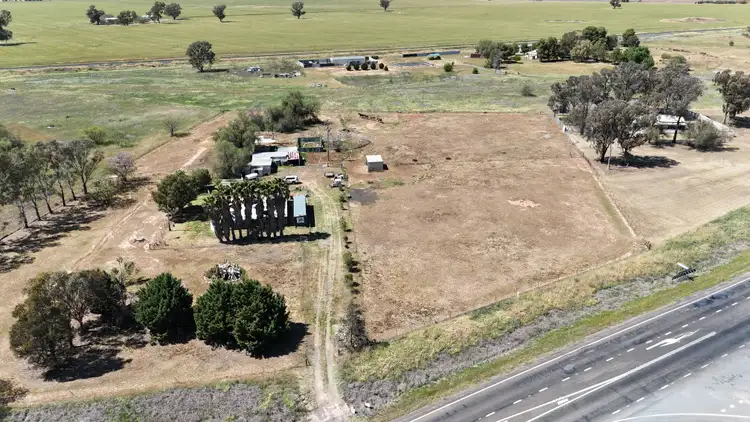 2200B Newell Highway, Tichborne NSW 2870