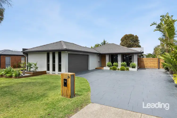 29 Lawrence Avenue, Sunbury VIC 3429