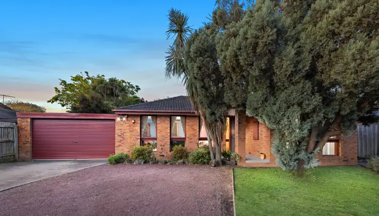 6 Airlie Court, Rowville VIC 3178