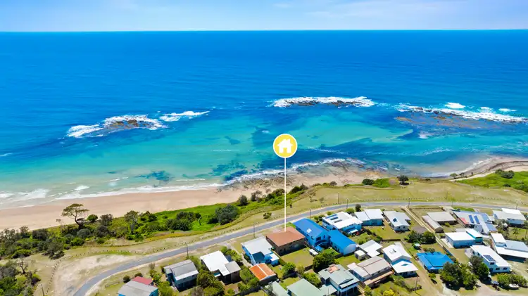 27 Waratah Crescent, Minnie Water NSW 2462