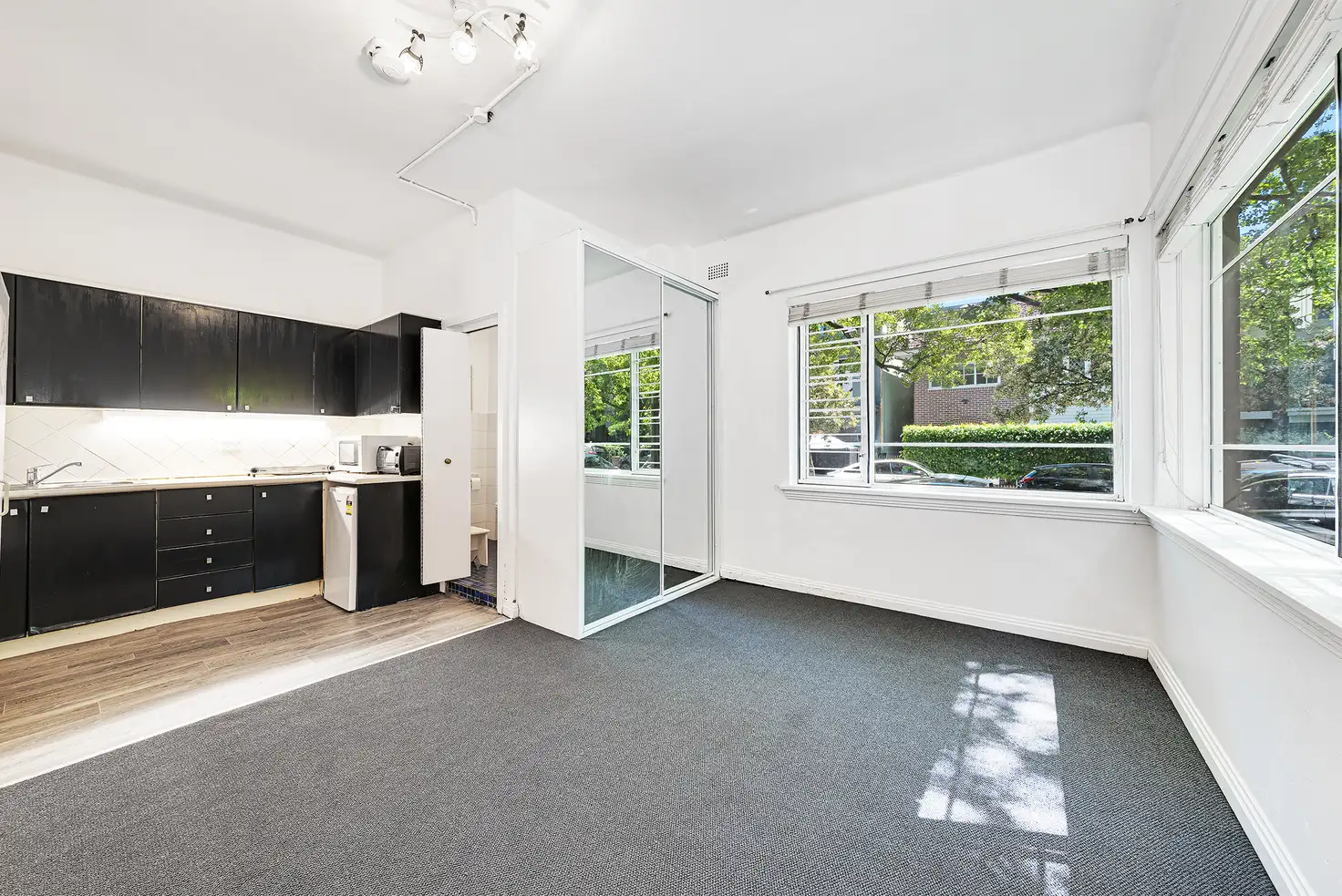 Main view of Homely studio listing, 1/9-11 St Neot Avenue, Potts Point NSW 2011