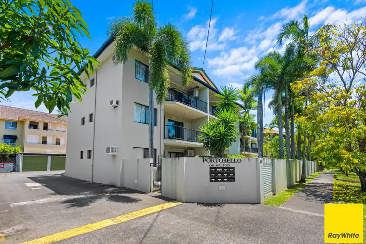 3/367-371 Mcleod Street, Cairns North QLD 4870
