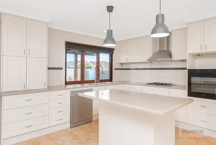 Third view of Homely house listing, 7 Rutherglen Way, Taylors Lakes VIC 3038