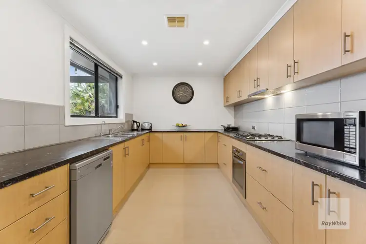 Fourth view of Homely house listing, 2 Ventnor Place, Keilor Downs VIC 3038