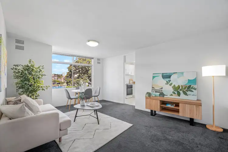 33/106 Elizabeth Bay Road, Elizabeth Bay NSW 2011