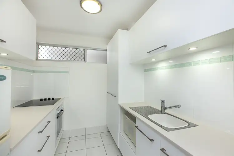 Fifth view of Homely apartment listing, 4/554 Main Street, Kangaroo Point QLD 4169
